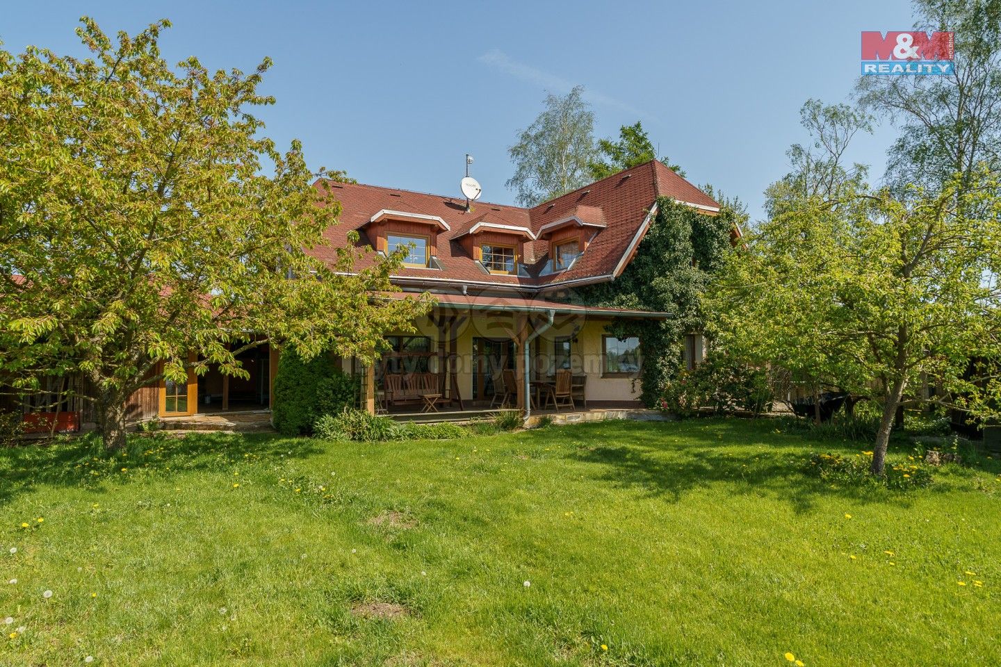Chalupy, Velký Rybník, Hroznětín, 244 m²