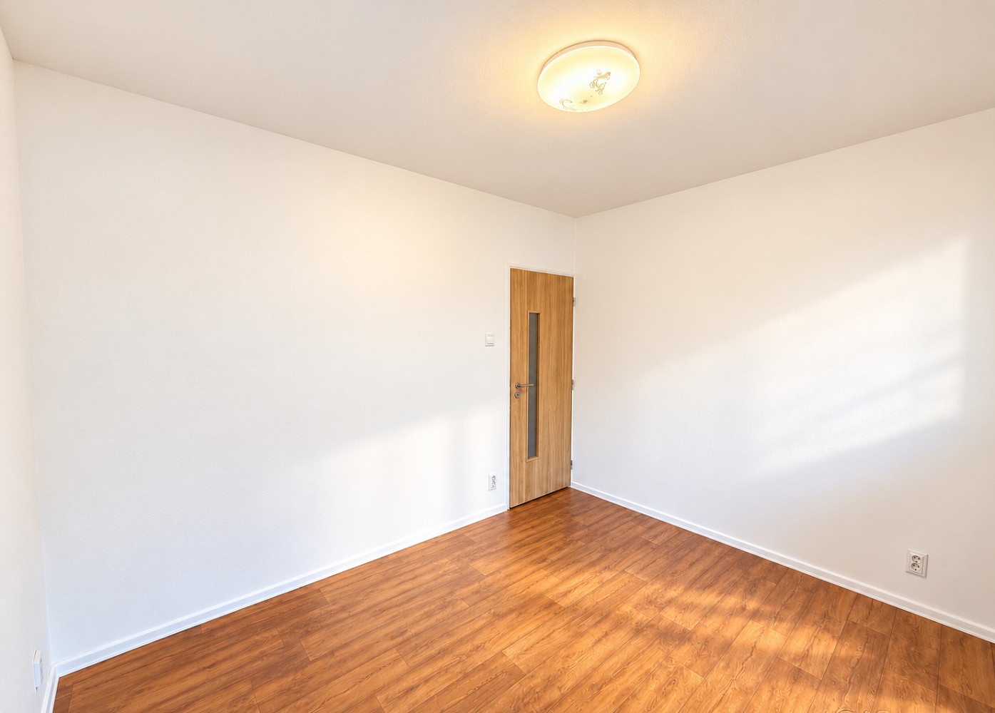 Prodej byt 3+1 - Varnsdorfská, Praha 9 - Střížkov, 55 m² - 5