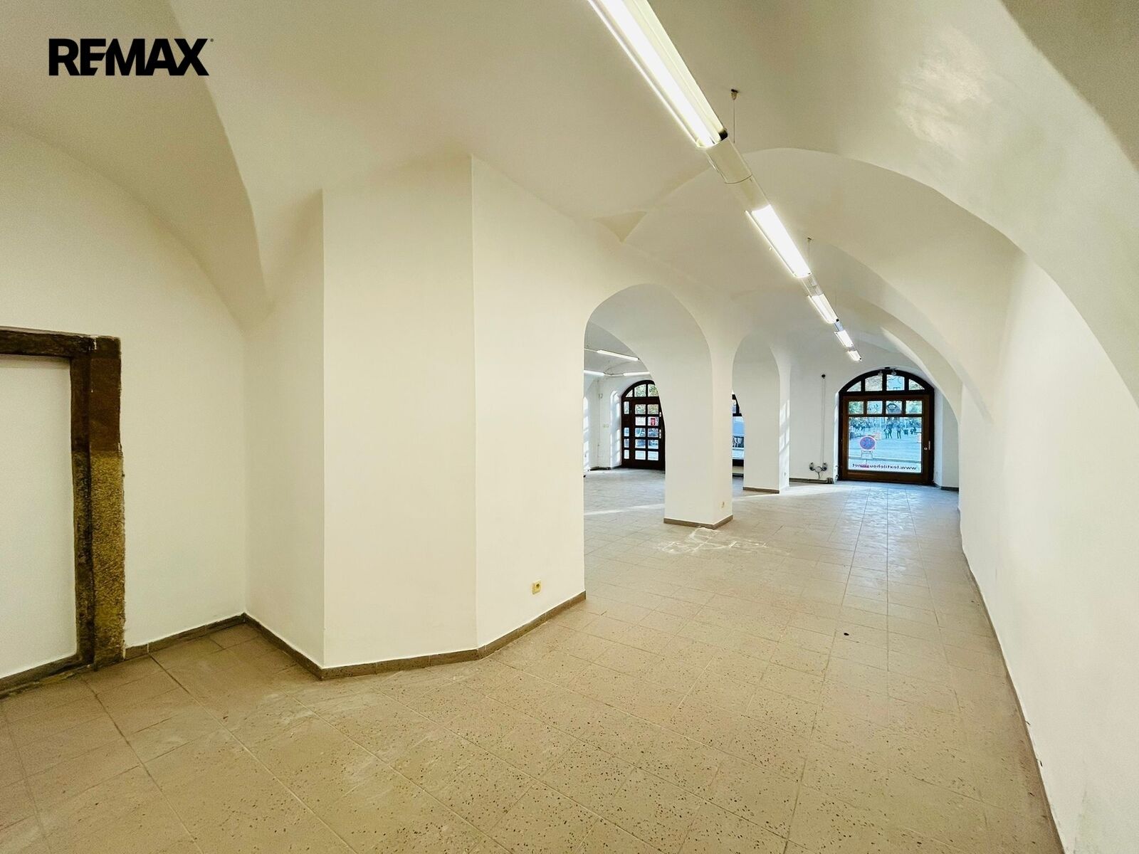 Obchodní prostory · 300 m² · Masarykovo náměstí 1211, Jihlava - 4