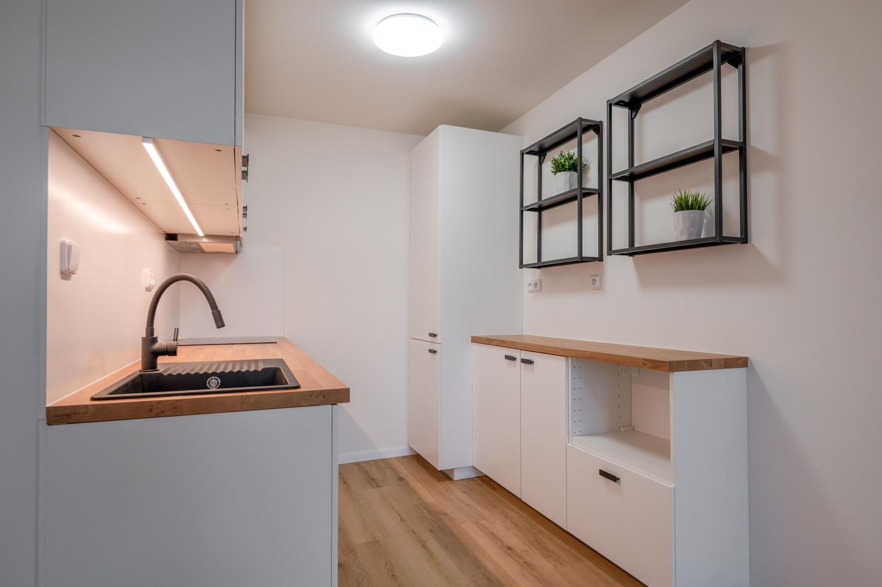 2+kk, Werichova, Praha, 44 m²