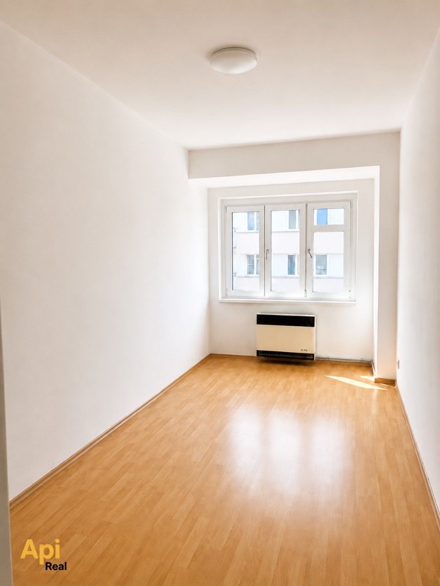2+kk, Kloboučnická, Praha - Nusle, 55 m² - 2