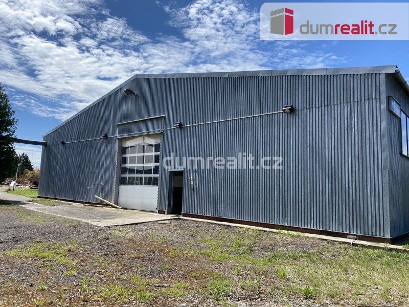 Komerční nemovitost · 887 m² · Petrov - 3
