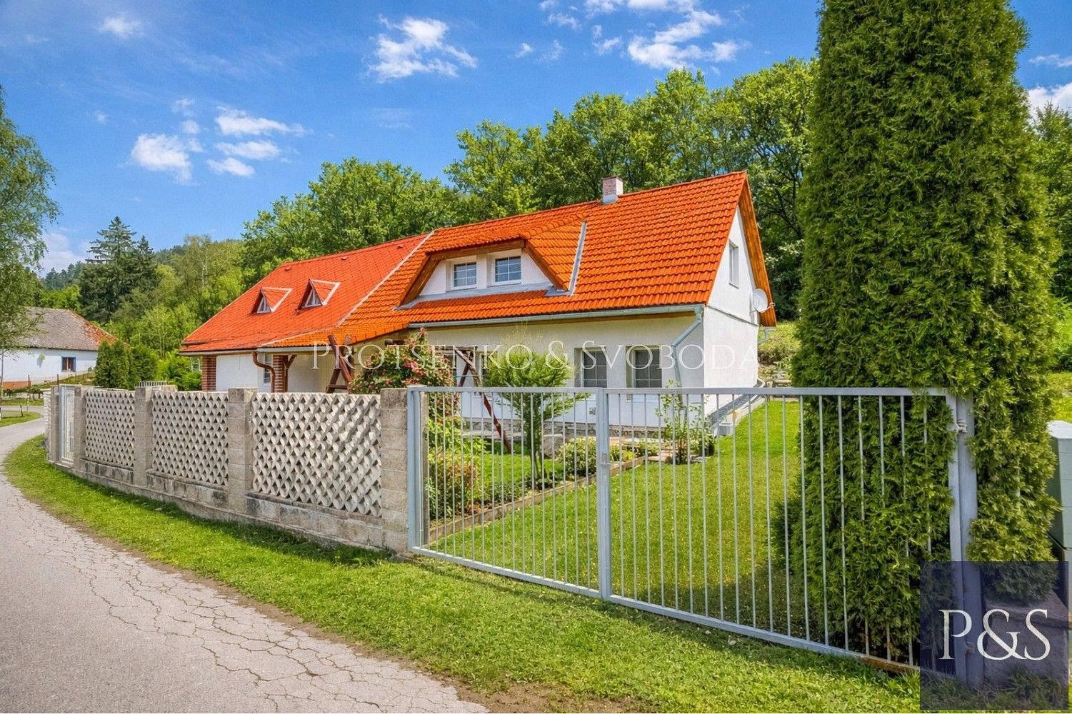 Prodej rodinný dům - Ždírec nad Doubravou - Nový Studenec, okres Havlíčkův Brod, 290 m² - 2