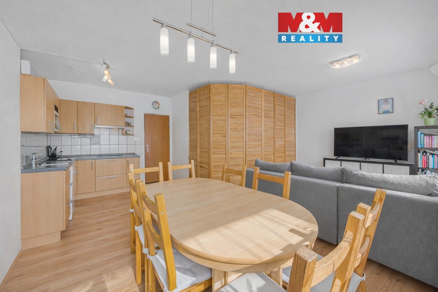 3+kk, Doležalova, Praha, 72 m²