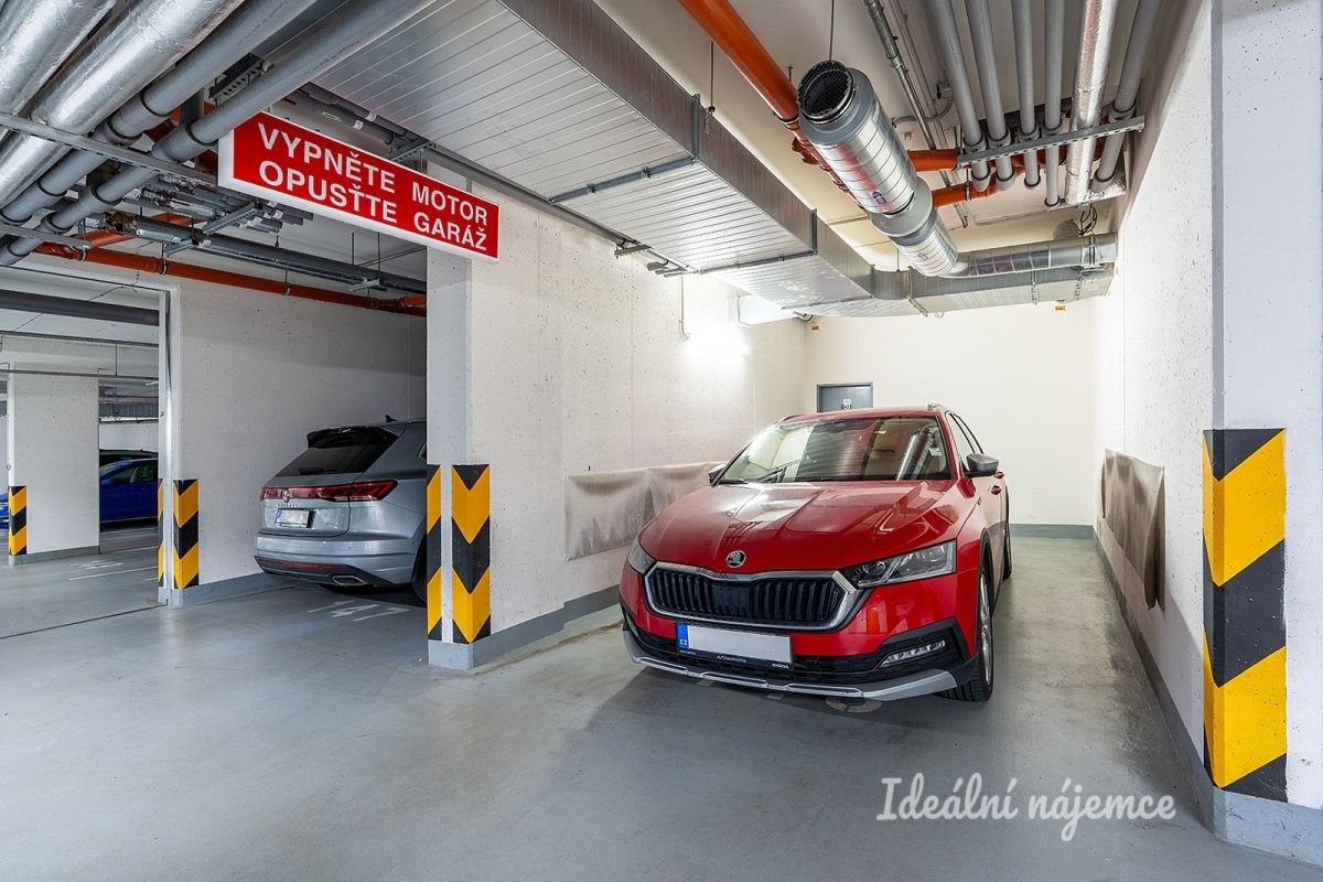 Byt 3+kk · 79 m² · Hlučkova, Praha - 3