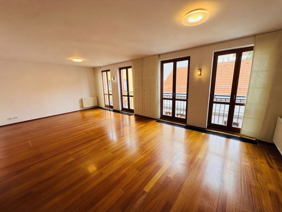 5+kk, Kozácká 197, Praha Vršovice, 191 m² - 1
