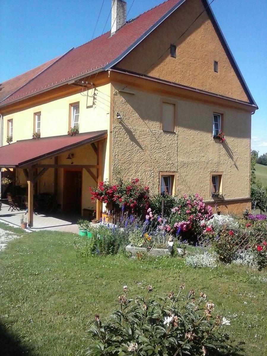 Chaty, Petrovice u Sušice, Plzeňský kraj - 2