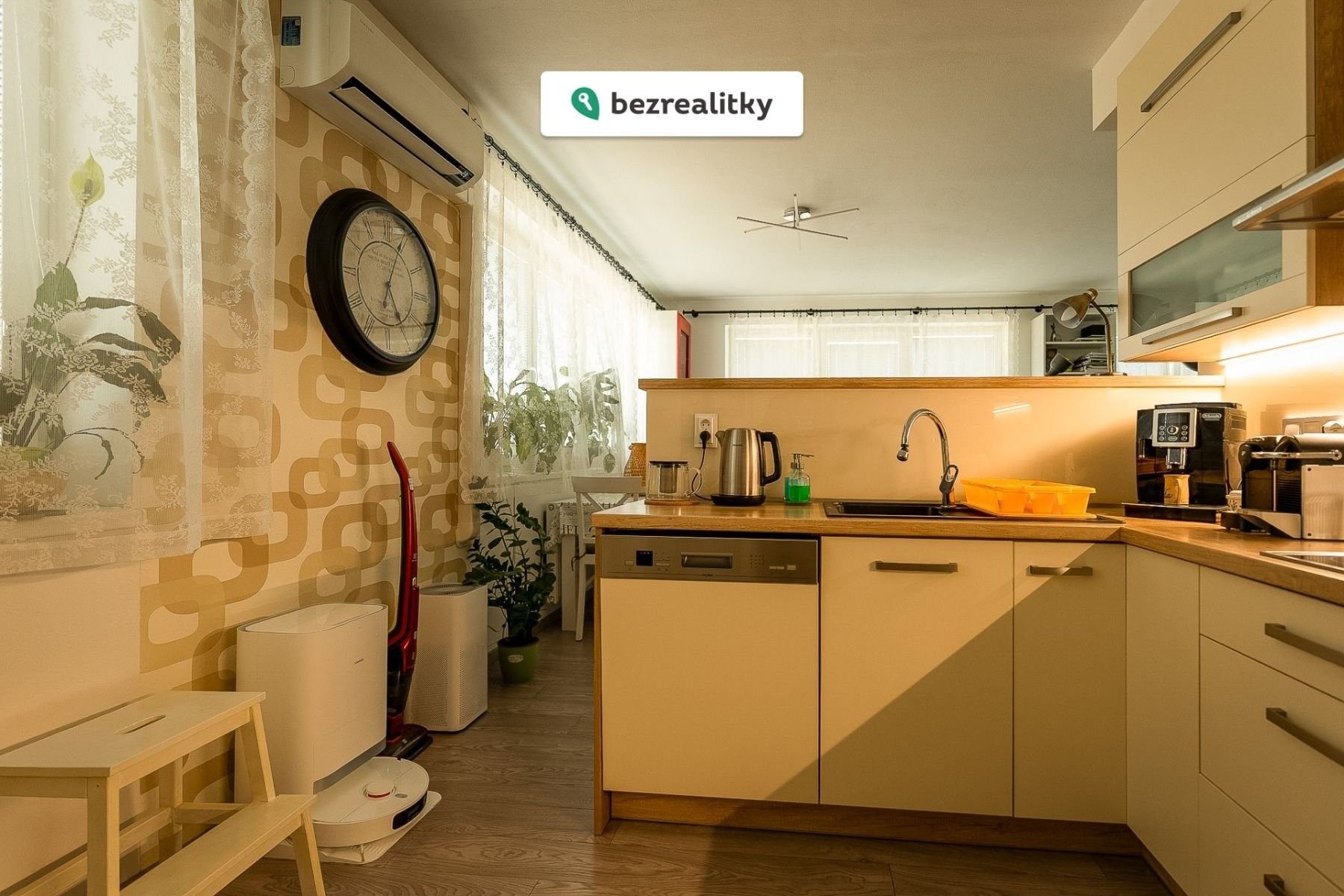 Prodej byt 3+kk - Mikuláše z Husi 766, České Budějovice 4, 97 m² - 5