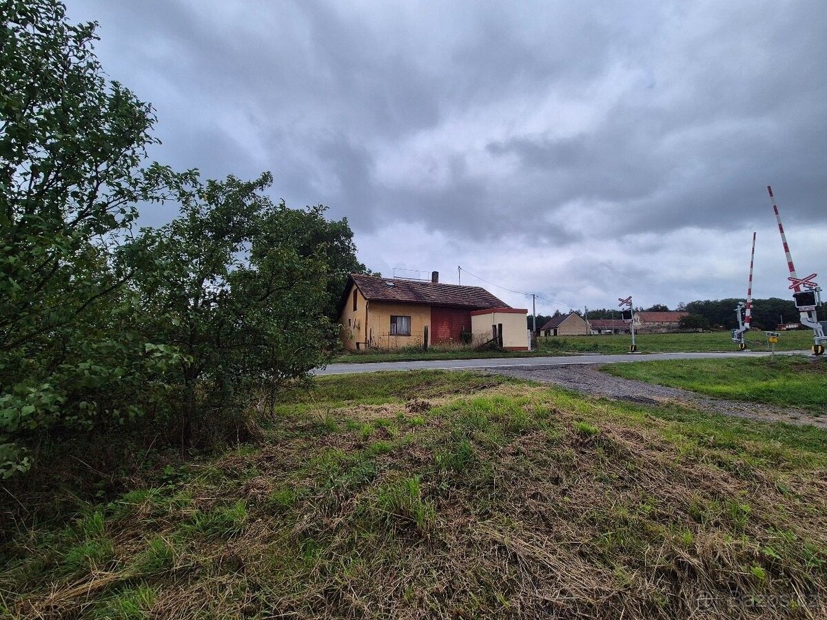 Rodinné domy, Bernartice u Milevska, 398 43 - 1