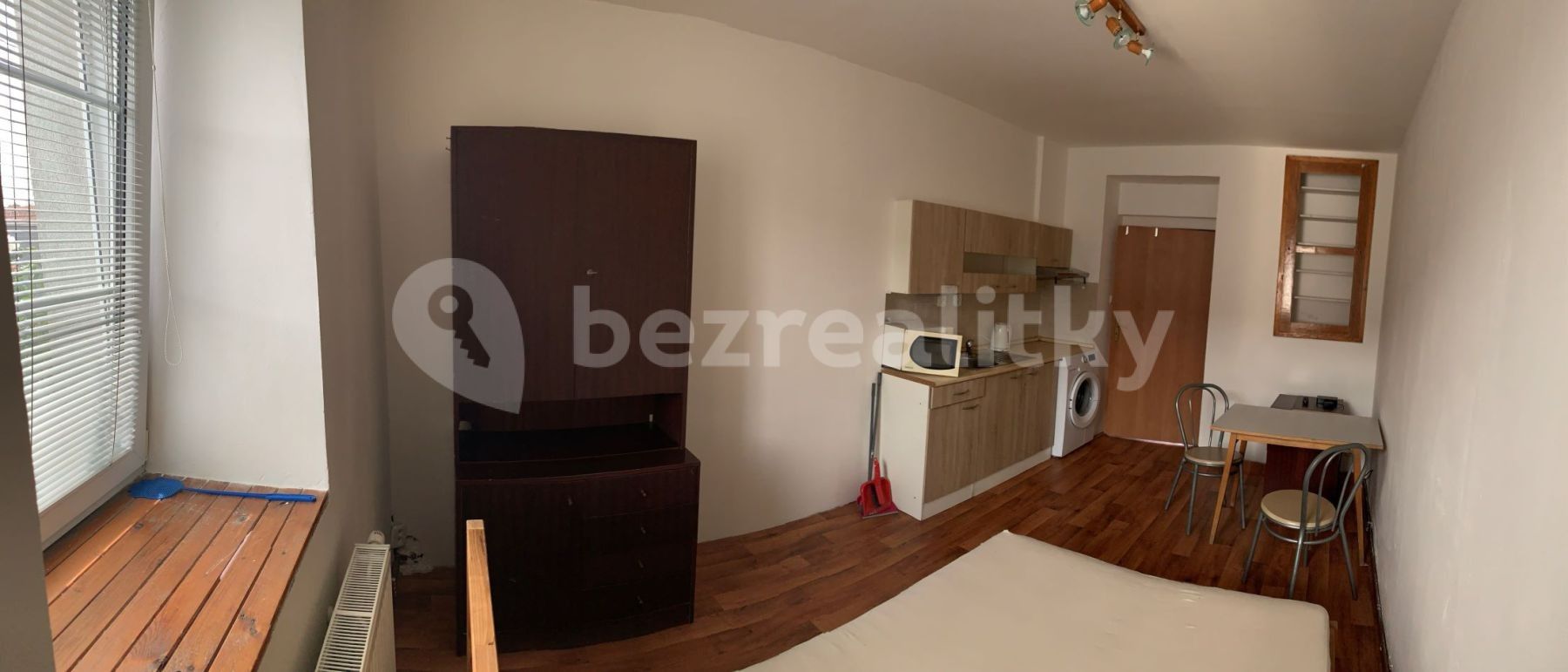 1+kk, Praha - Řeporyje, 20 m² - 1