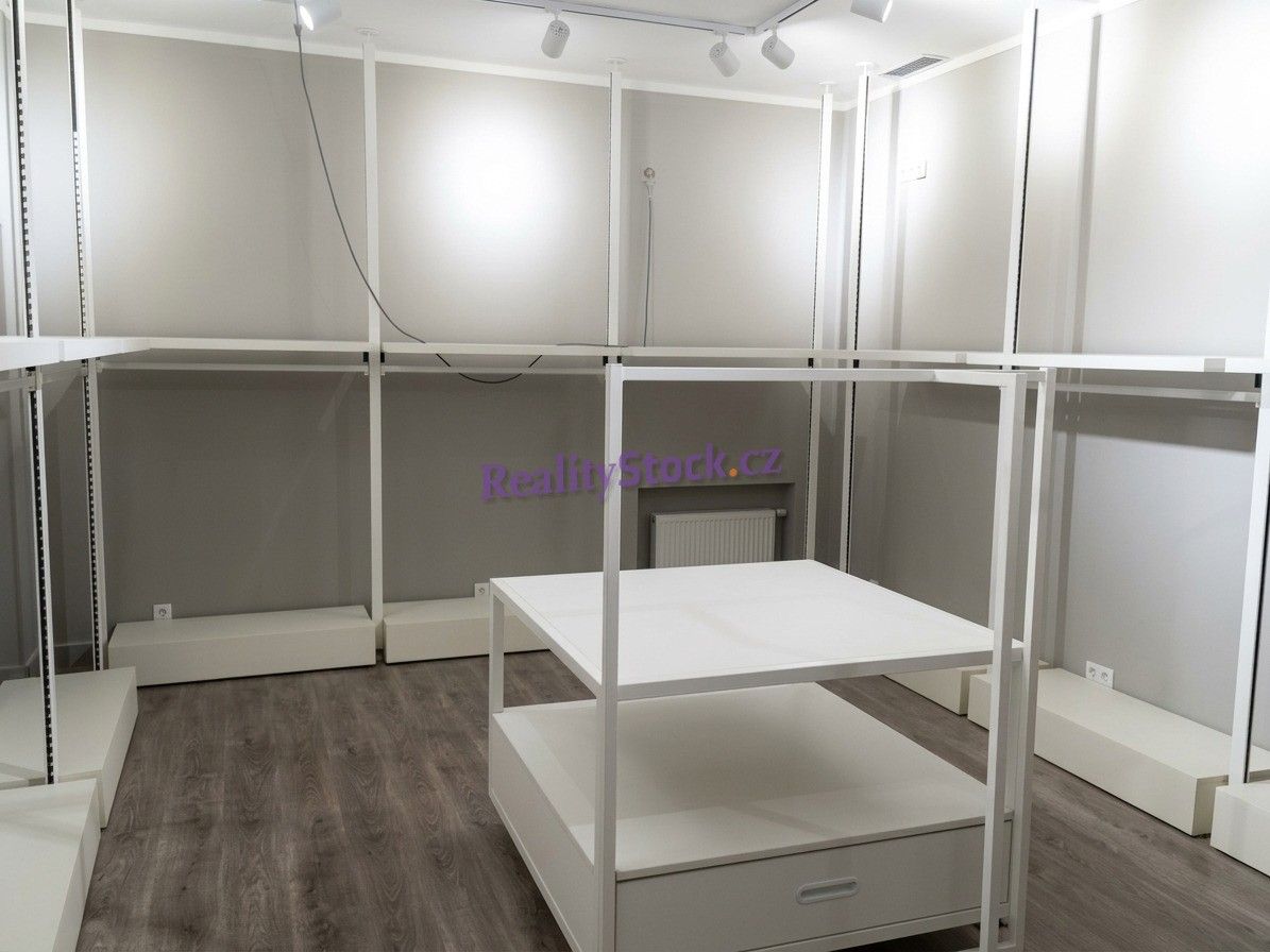 Obchodní prostory · 108 m² · Pařížská, Praha - 3