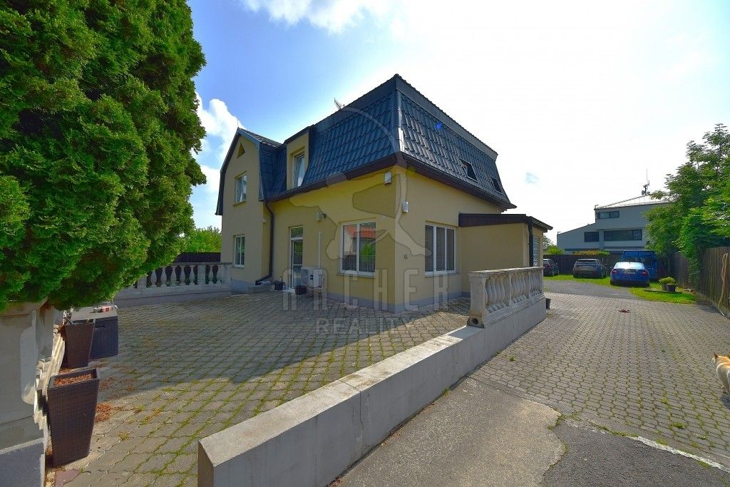 Rodinné domy, V lipách, Praha Koloděje, 247 m² - 2