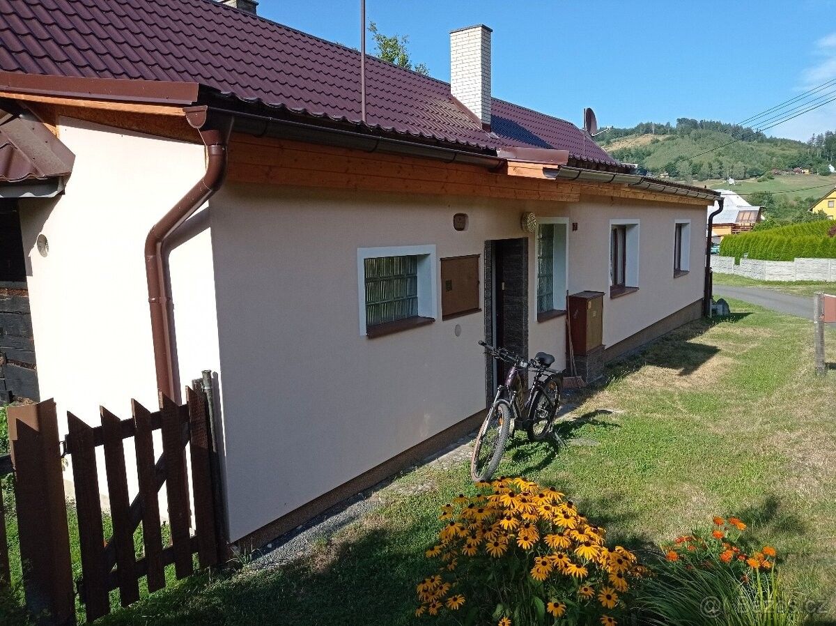 Rodinné domy, Bystřička, 756 24