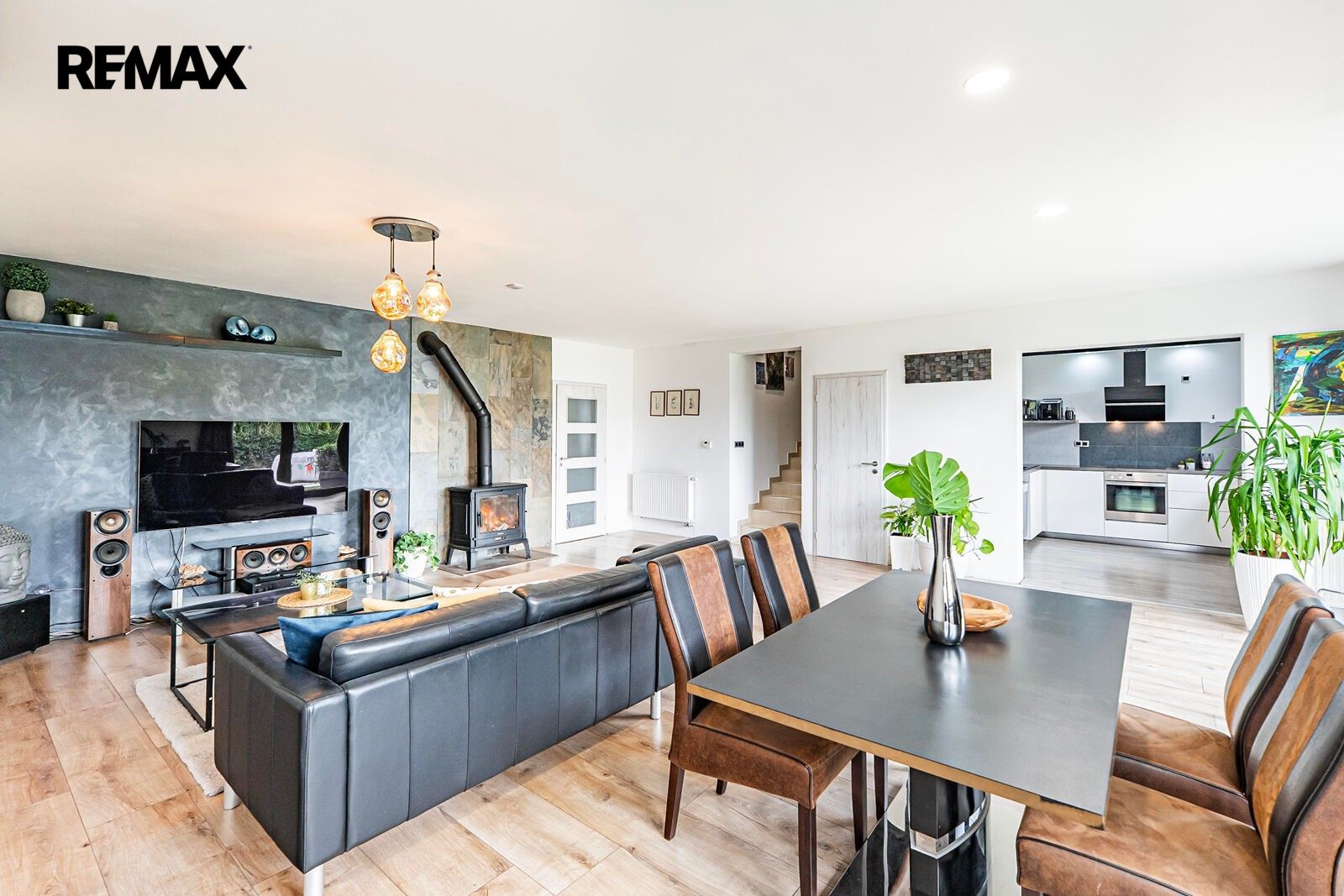 Prodej rodinný dům - Lomená 321, Babice, 246 m² - 5