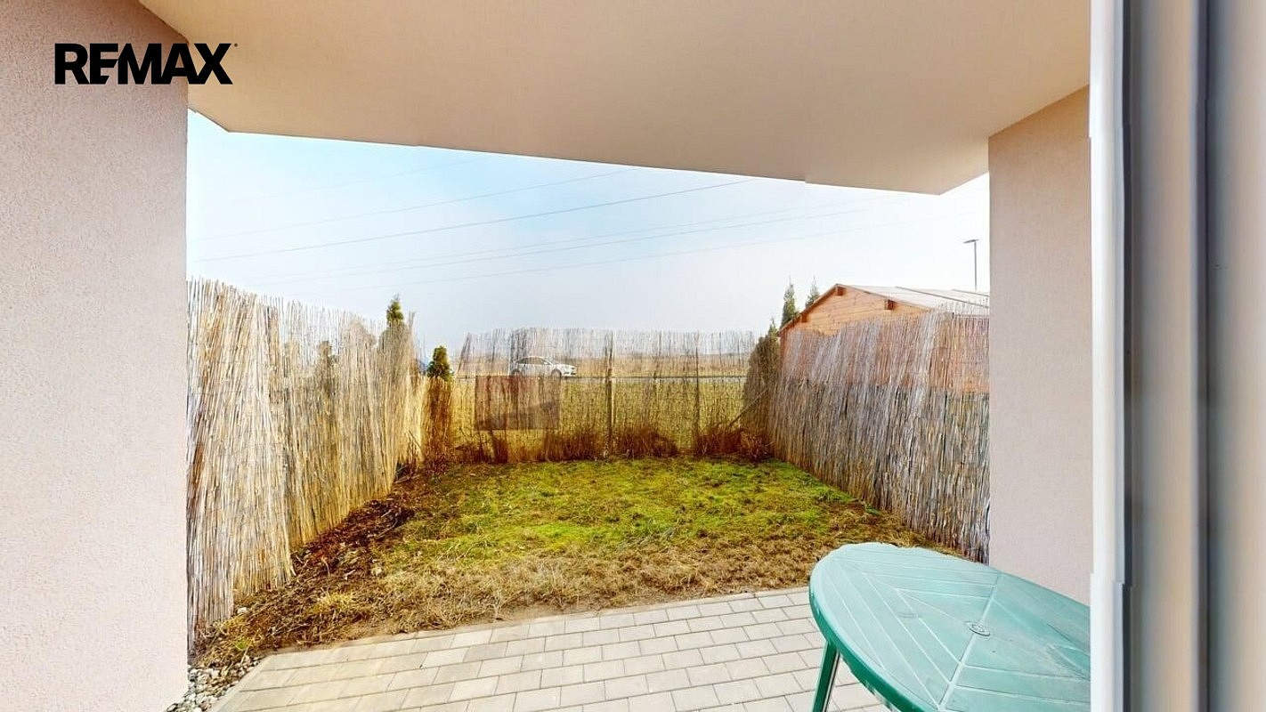 Byt 1+kk · 38 m² · K Višňovce, Holubice - Kozinec, okres Praha-západ - 4