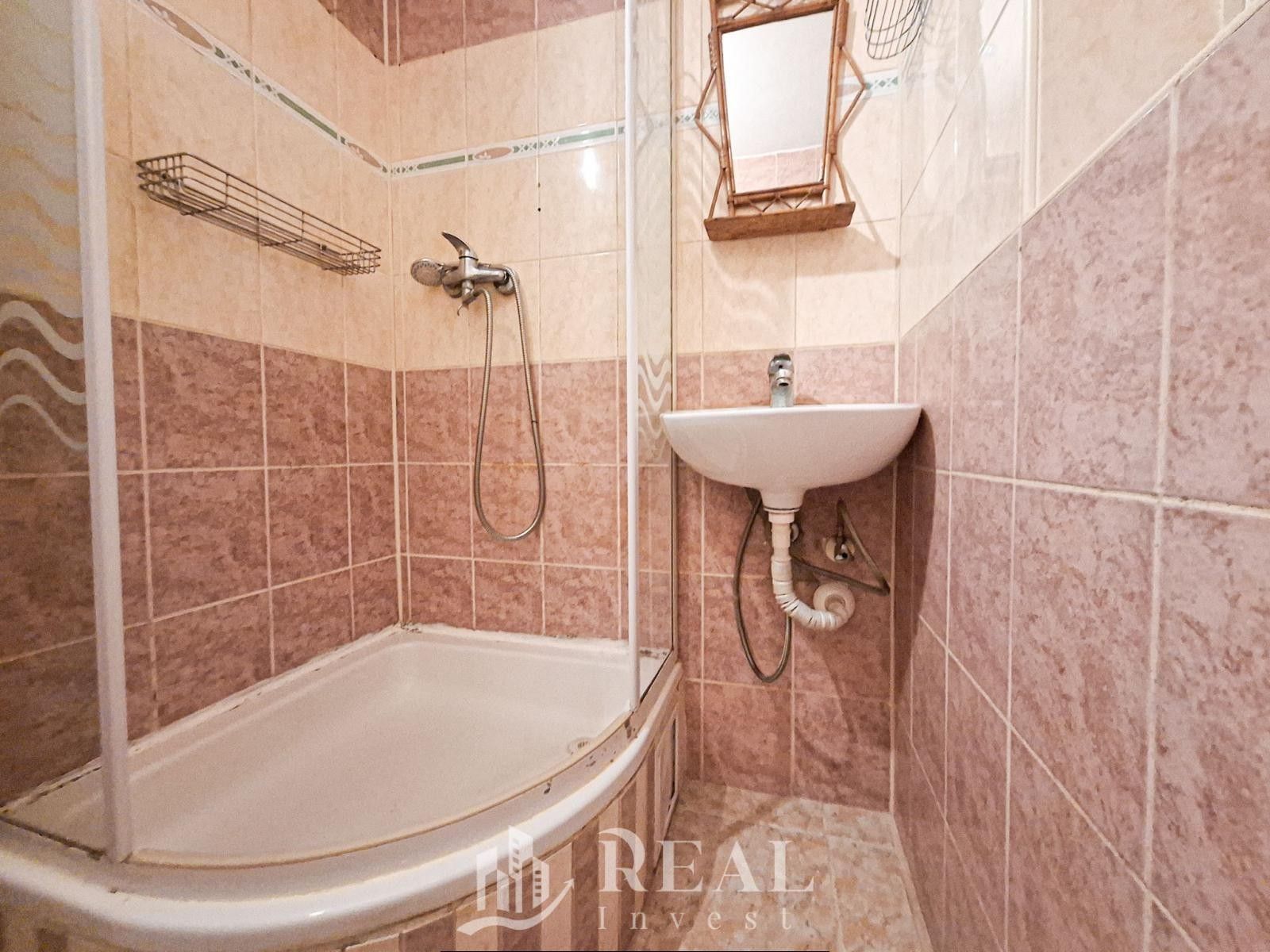 1+kk, Kostnická, Chomutov, 20 m² - 2