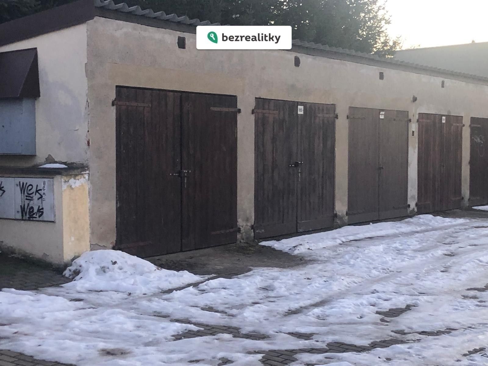 Garáže, Vamberská, Praha, 20 m²