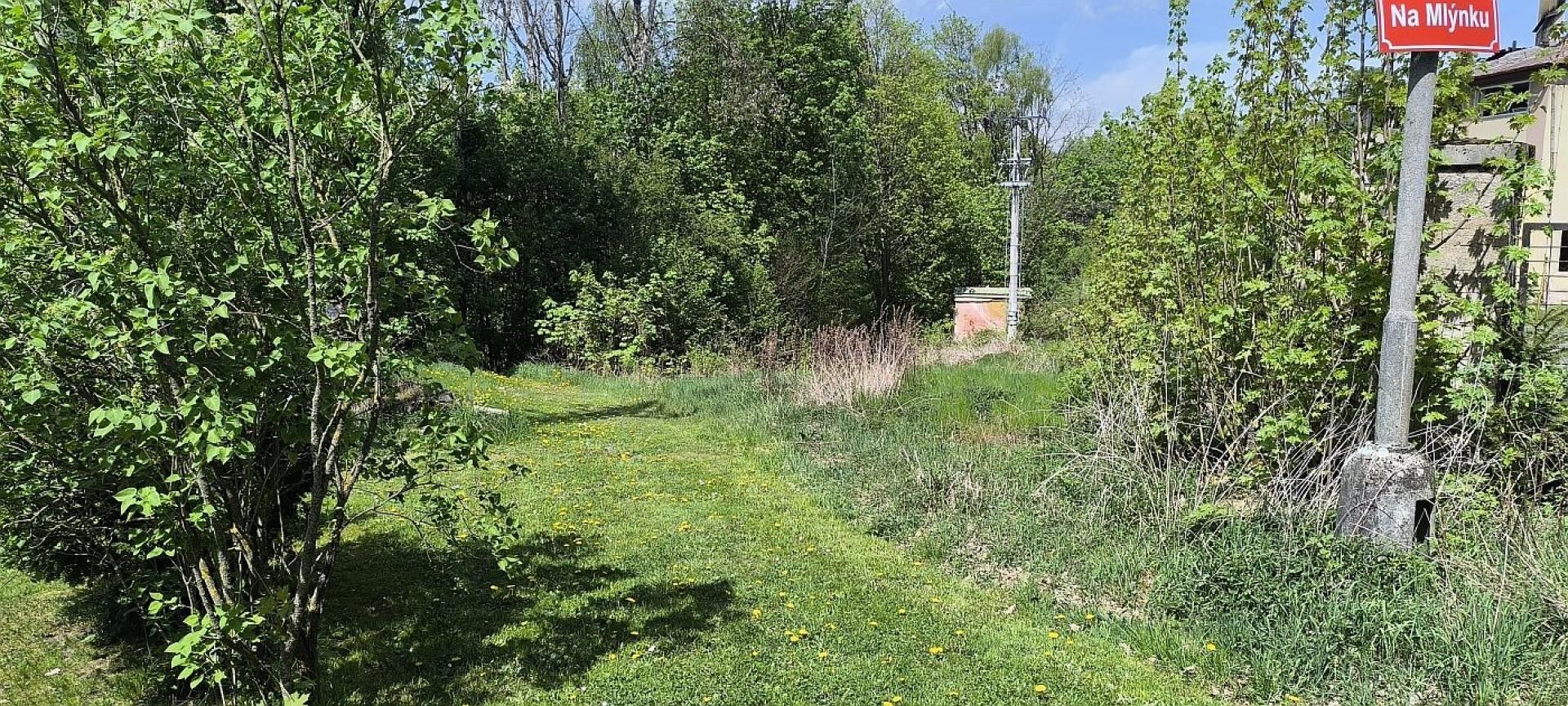 Pozemek pro bydlení, 728 m²