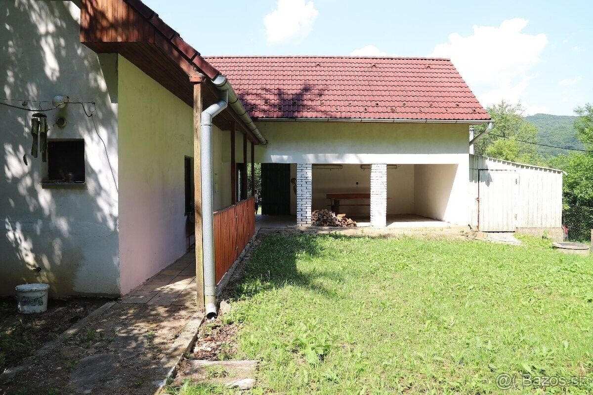 Chaty, 987 65, Slovensko - 2