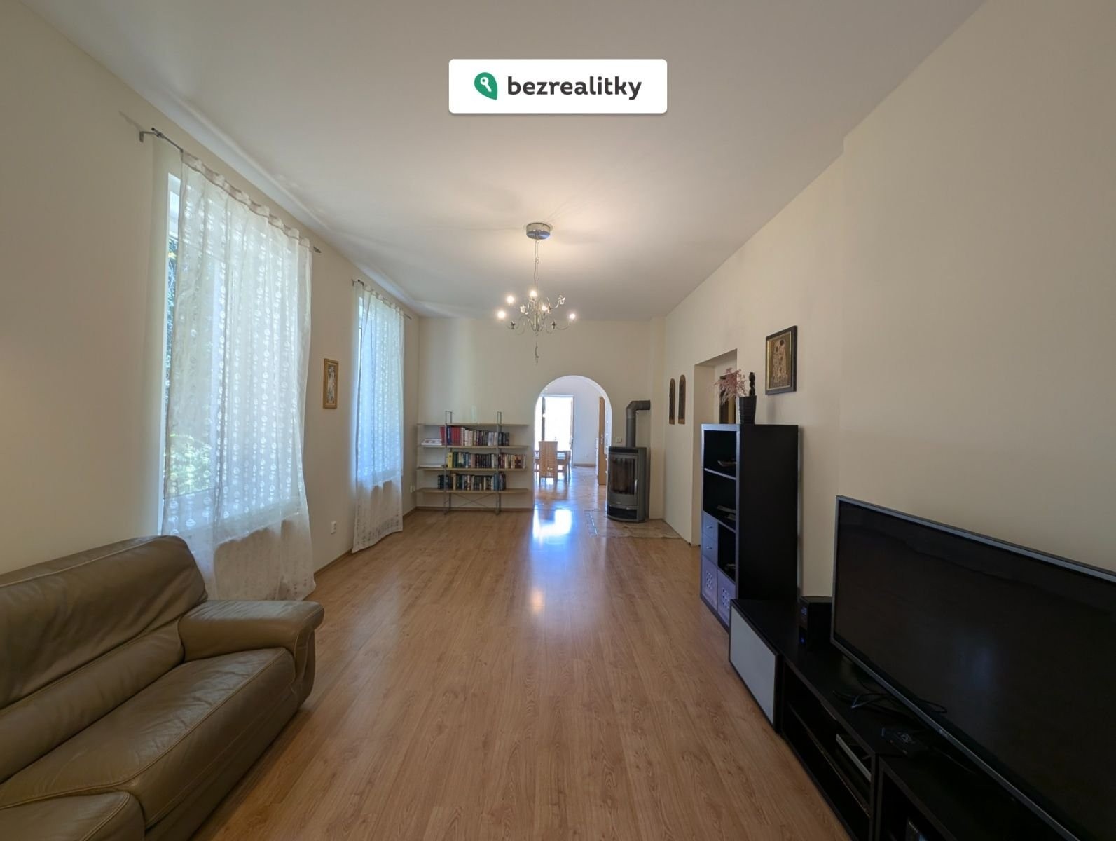 Prodej rodinný dům - náměstí Kněžny Ludmily 15, Tetín, 320 m² - 5