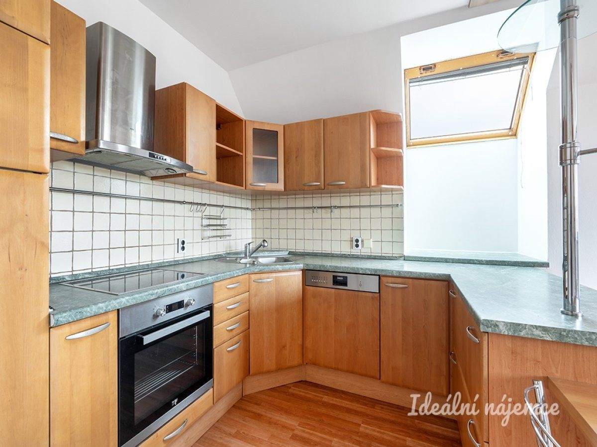 Pronájem byt 2+kk - Věštínská, Praha, 74 m² - 5
