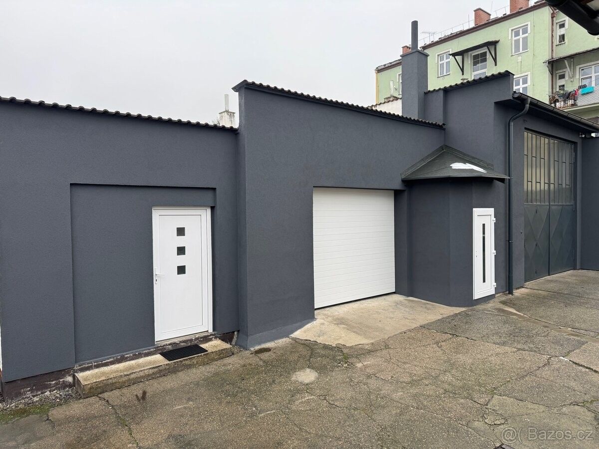 Pronájem garáž - Ostrava, 702 00