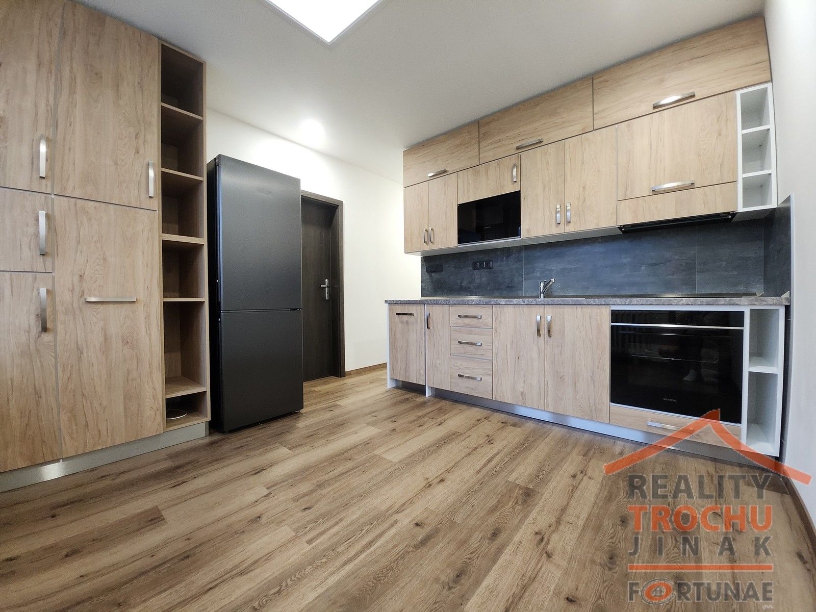 3+1, třída Edvarda Beneše, Hradec Králové, 98 m²