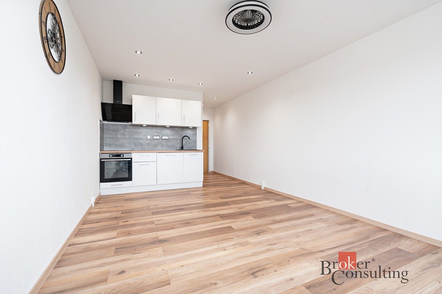 1+kk, U Vrbky, Horní Bříza, okres Plzeň-sever, 24 m² - 2