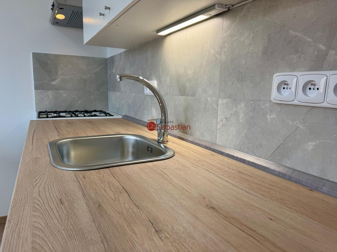 Byt 2+kk · 35 m² · Sídliště Za Chlumem, Bílina - 4