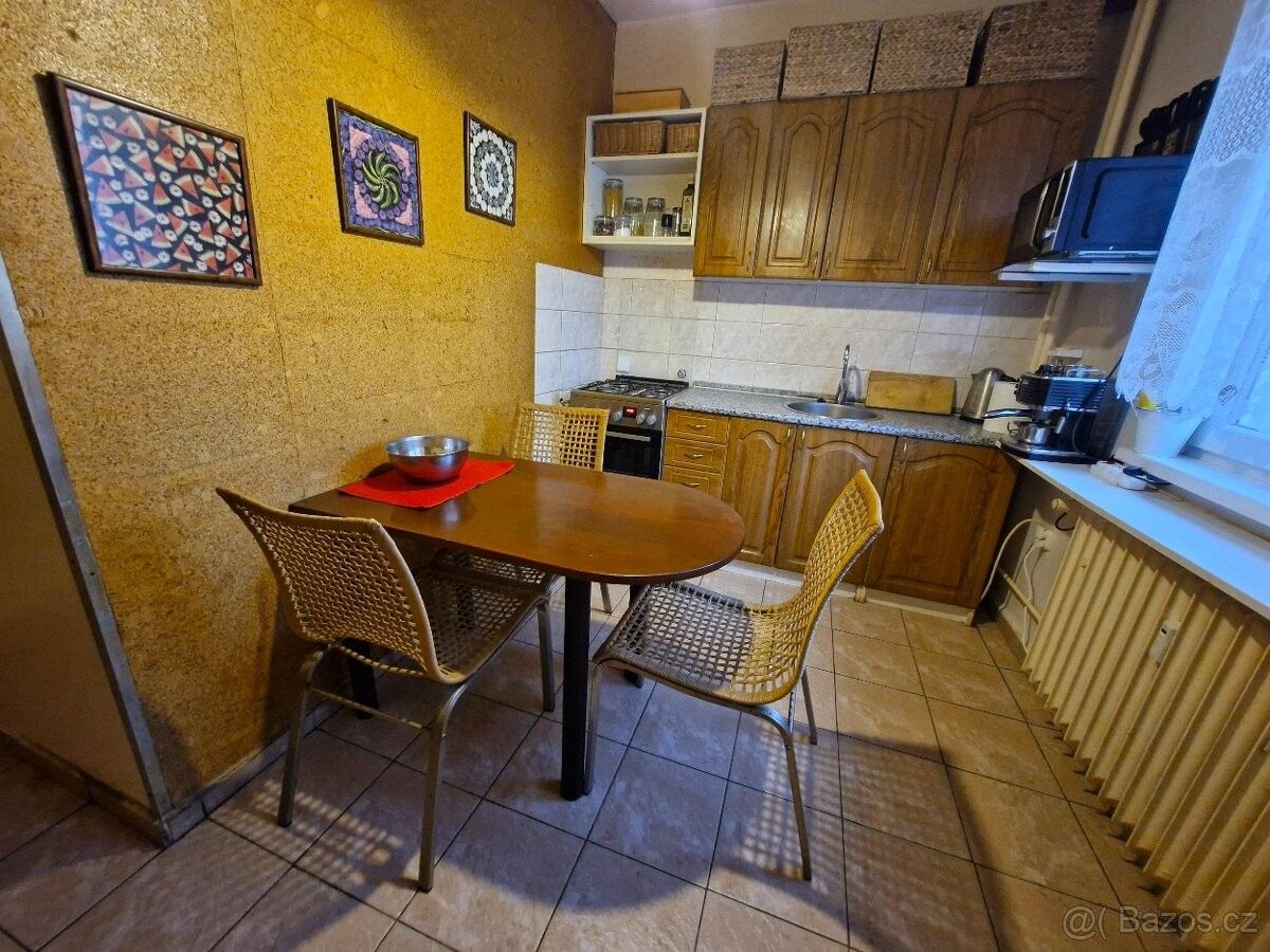 Byty, Valašské Meziříčí, 757 01