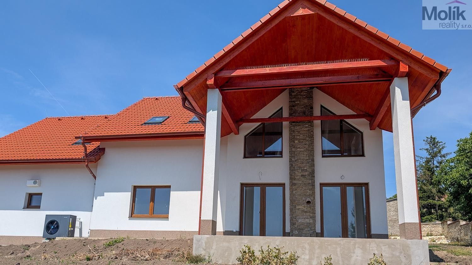 Prodej rodinný dům - Na Skokanu, Peruc, 353 m²