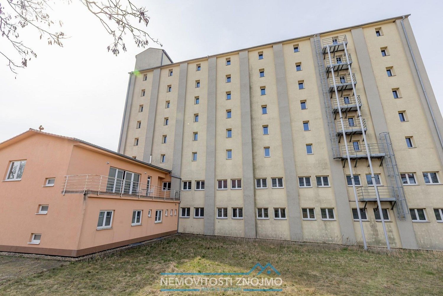 Prodej kancelář - Želetice, okres Znojmo, 3 355 m² - 5