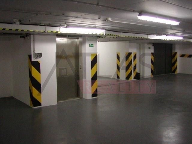 Pronájem ostatní - Mánesova, Praha, 13 m²