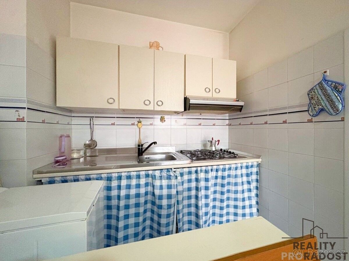 Byty, 987 66, Zahraničí - 2