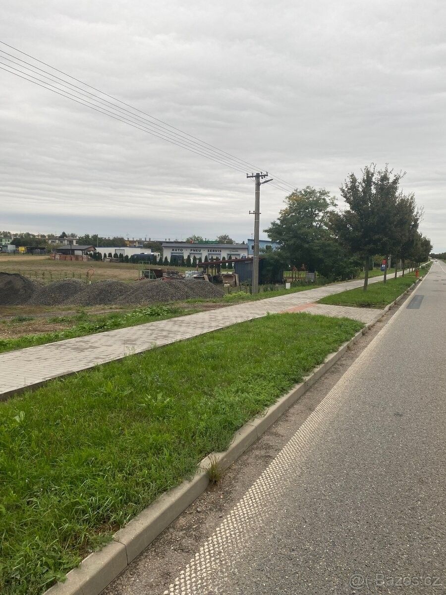 Pozemky pro bydlení, Bzenec, 696 85