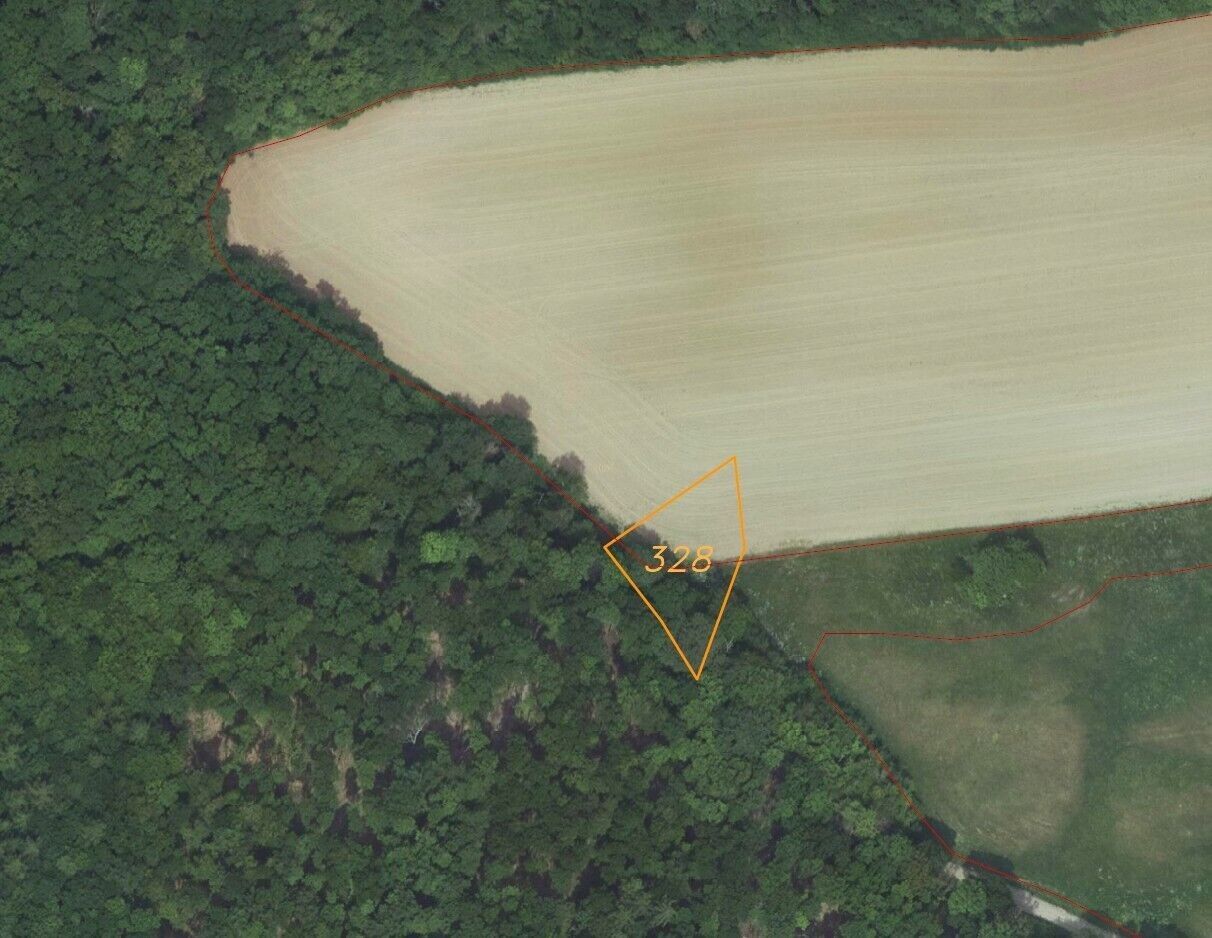 Prodej pozemek - Karlštejn, 679 m²