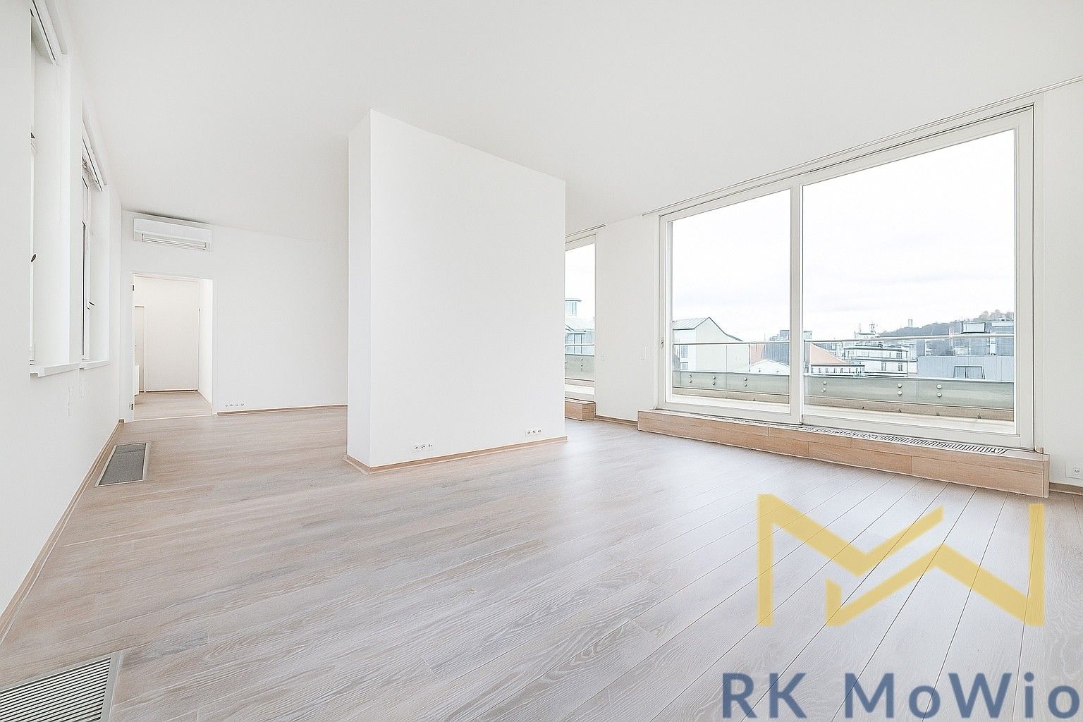 3+1, Jungmannova, Praha, 173 m² - 2