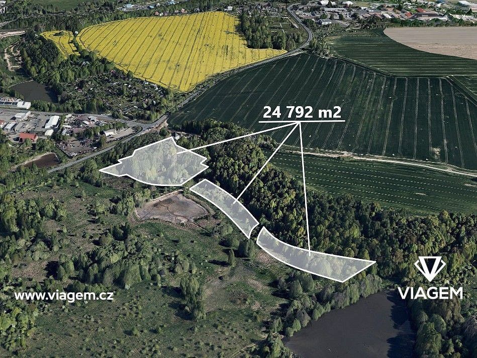 Zemědělský pozemek, 24 792 m²