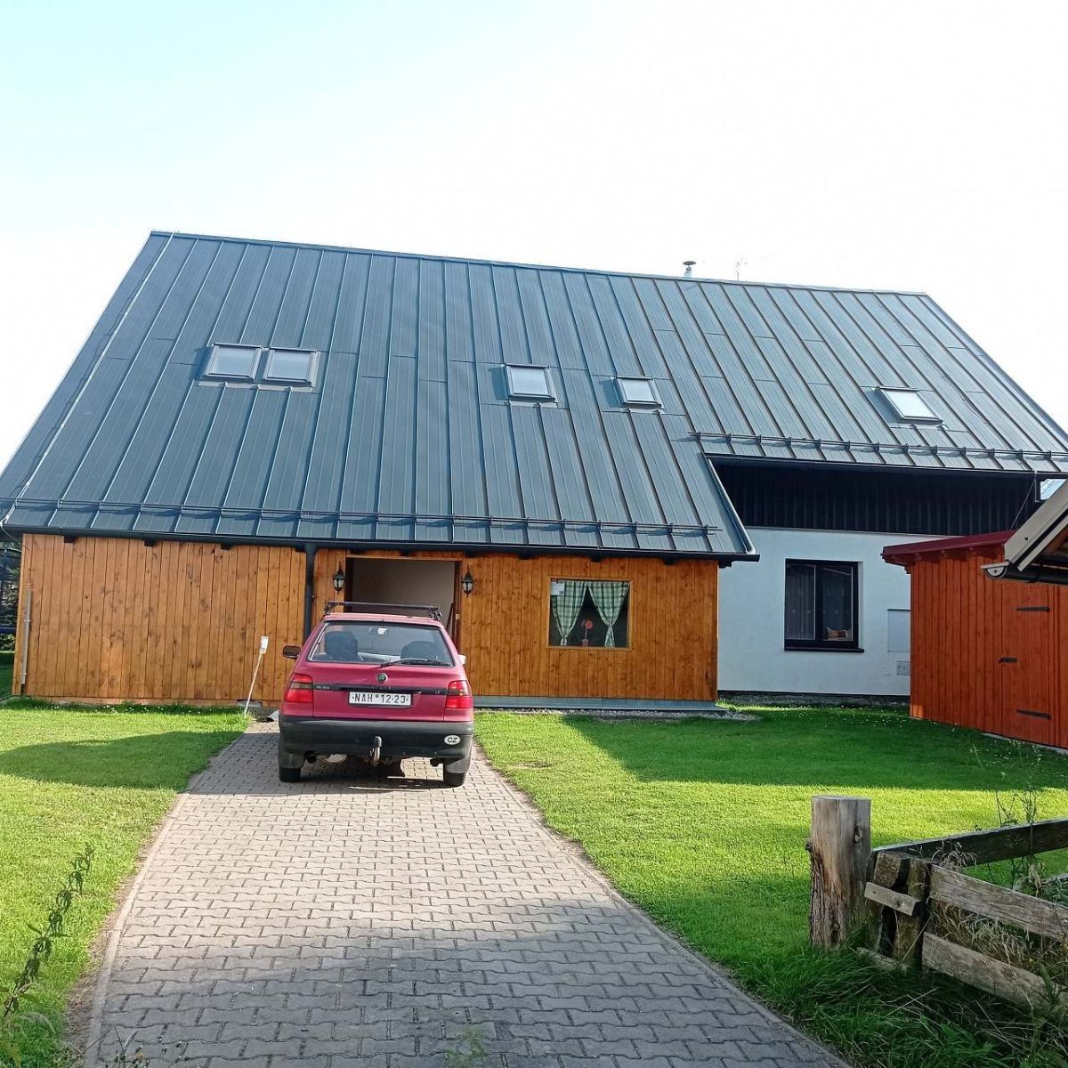 Chaty, Sněžné - Sněžné, Královéhradecký kraj