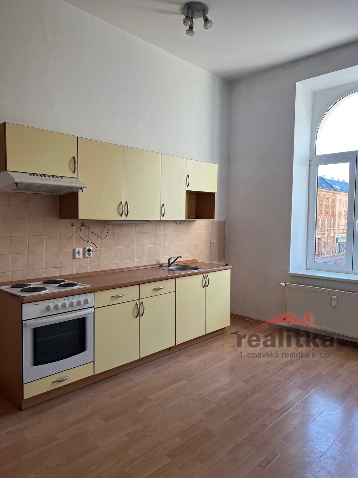 Pronájem byt 2+kk - Olomoucká, Opava, 56 m²