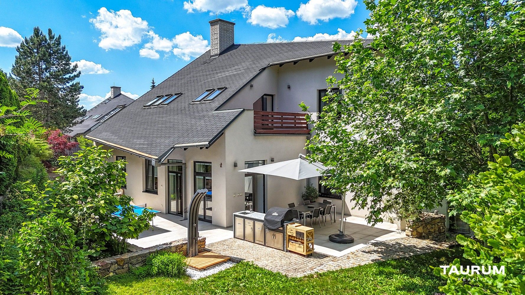 Rodinný dům, 408 m²