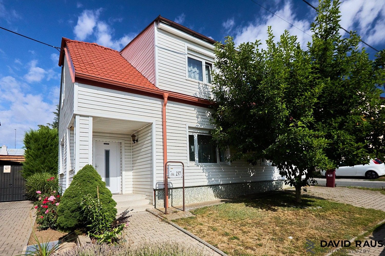 Rodinné domy, Viničné Šumice, okres Brno-venkov, 154 m² - 1
