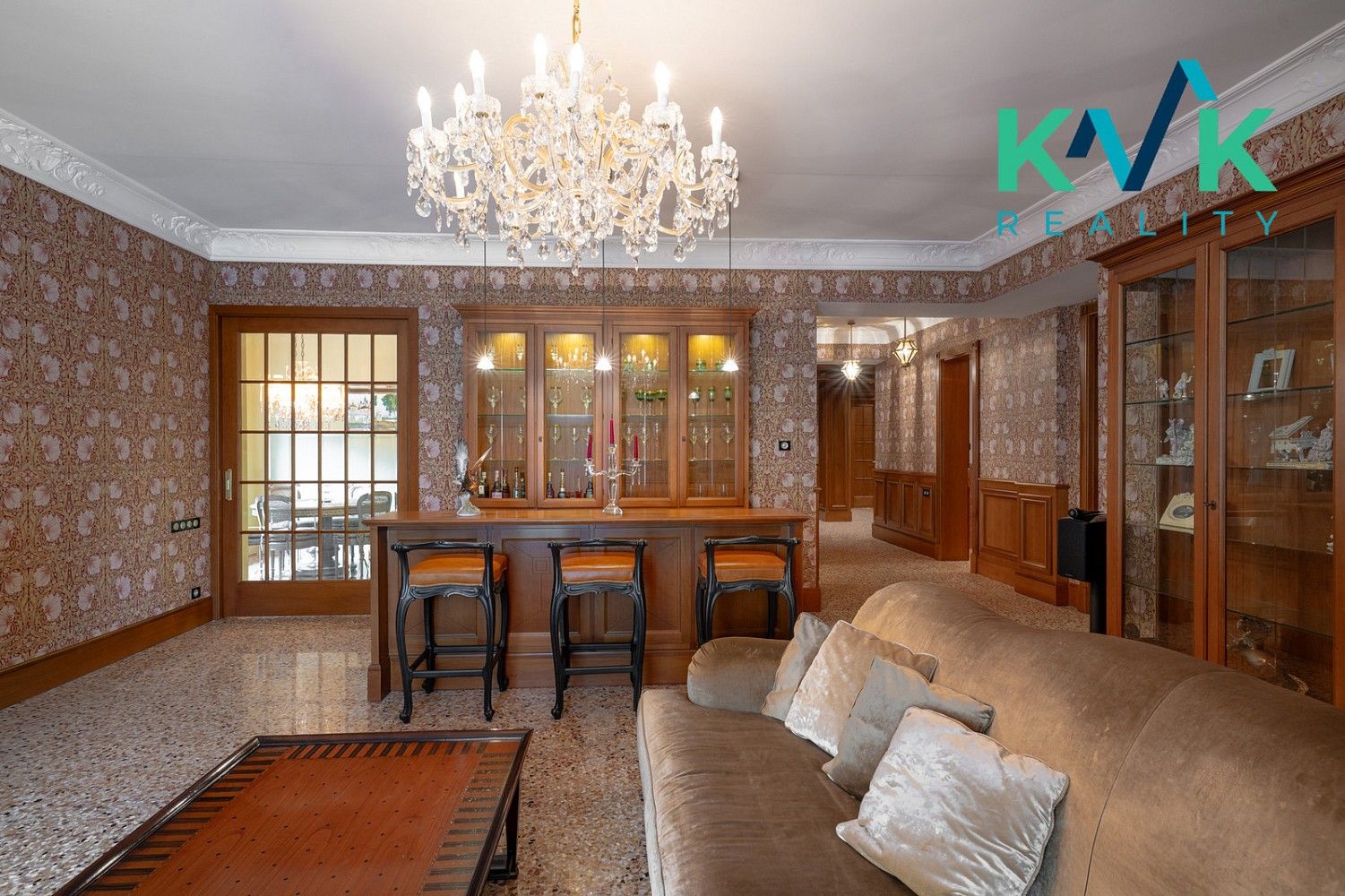 Byt 6+kk a více · 252 m² · U Imperiálu, Karlovy Vary - 3