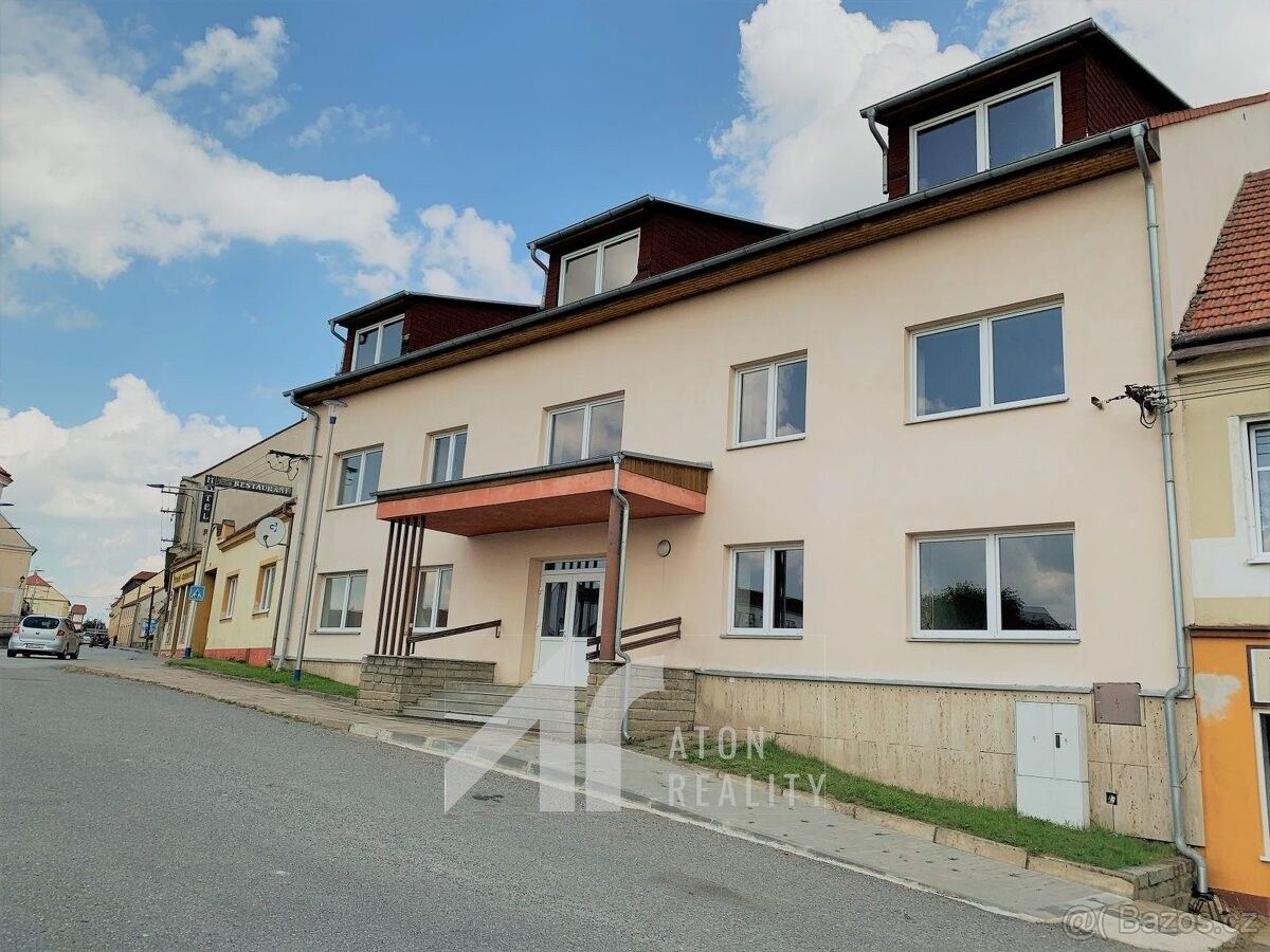 Rodinné domy, Želetava, 675 26