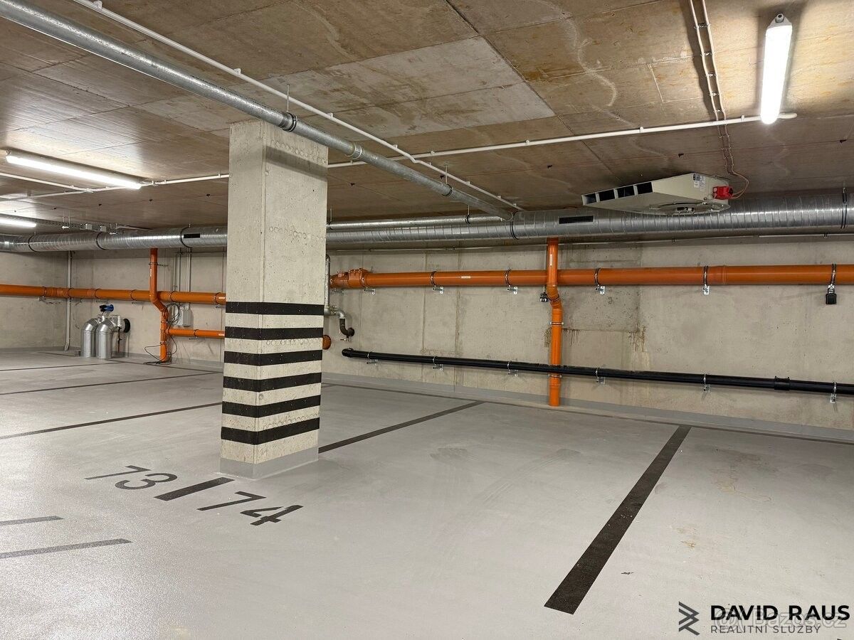 Pronájem garáž - Brno, 602 00