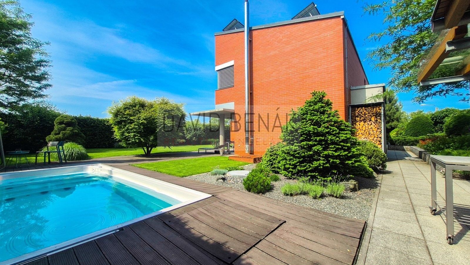 Prodej rodinný dům - Vřesová, Hradec Králové, 217 m²