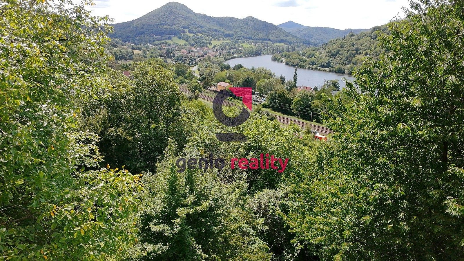 Pozemek pro bydlení, 1 275 m²