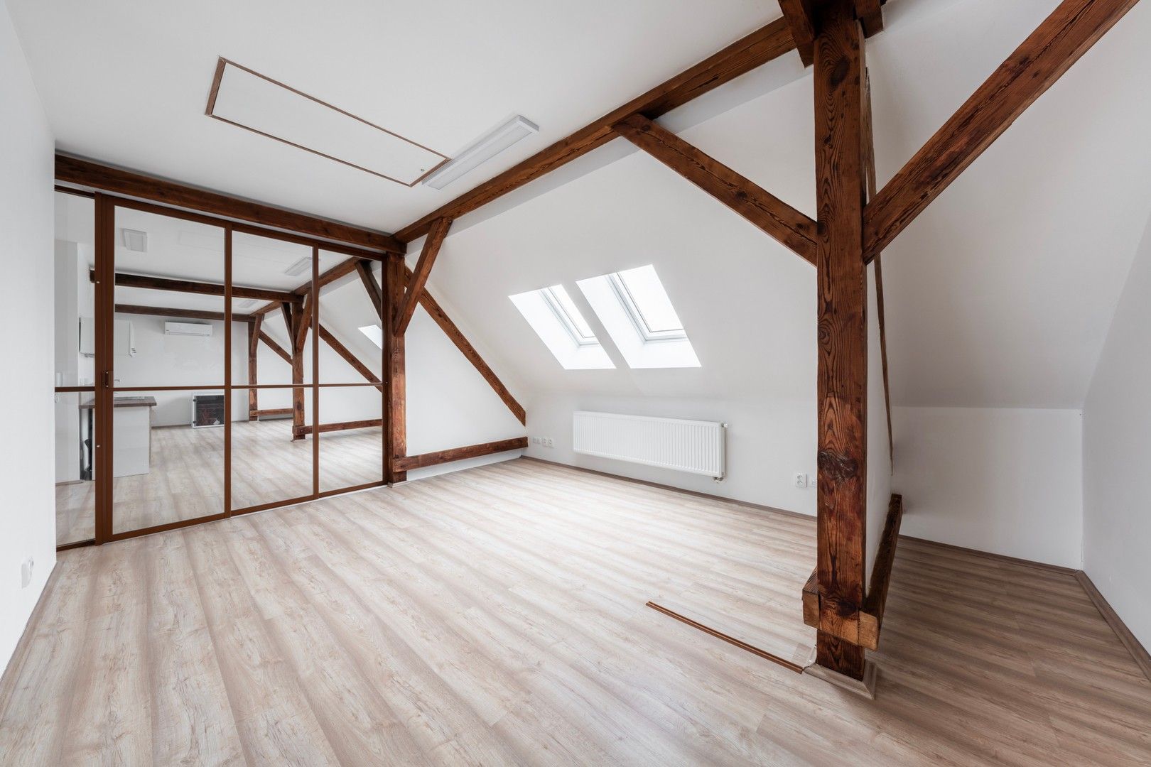 Pronájem obchodní prostory - Habrmannovo náměstí, Plzeň, 91 m²