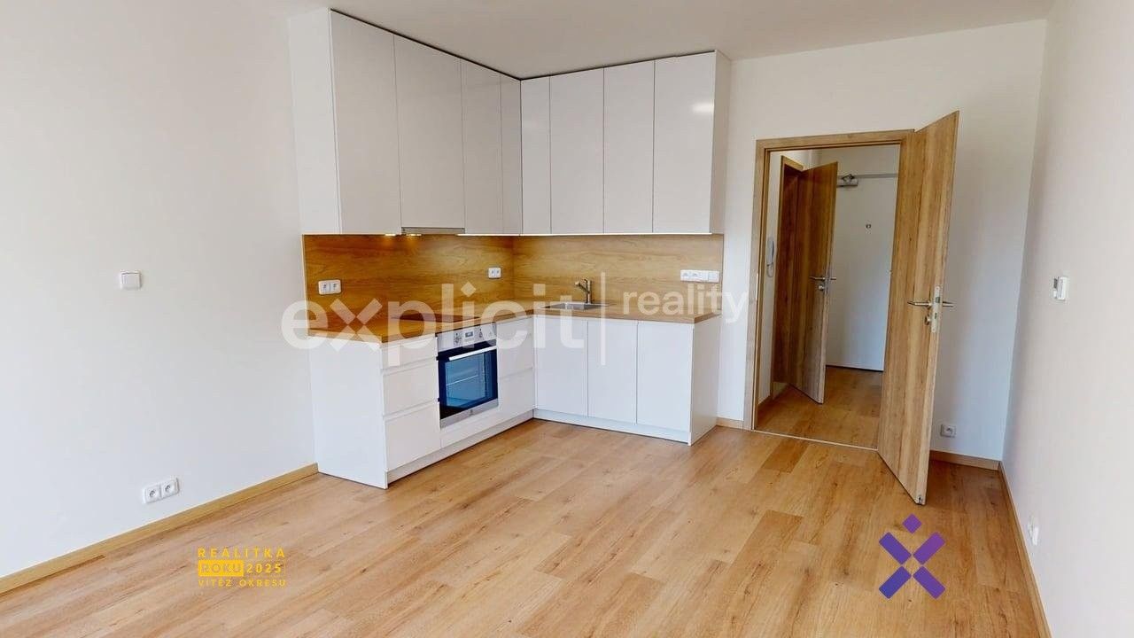 1+kk, Nad Stráněmi, Zlín, 33 m² - 2