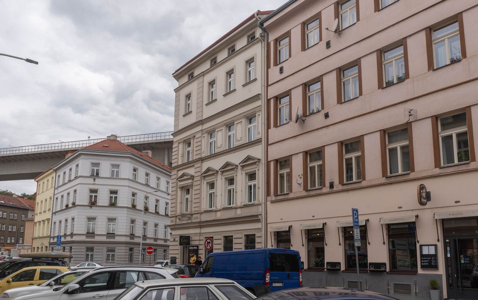 Komerční nemovitost · 60 m² · Praha - Nusle, okres Praha 2, Hlavní město Praha - 3